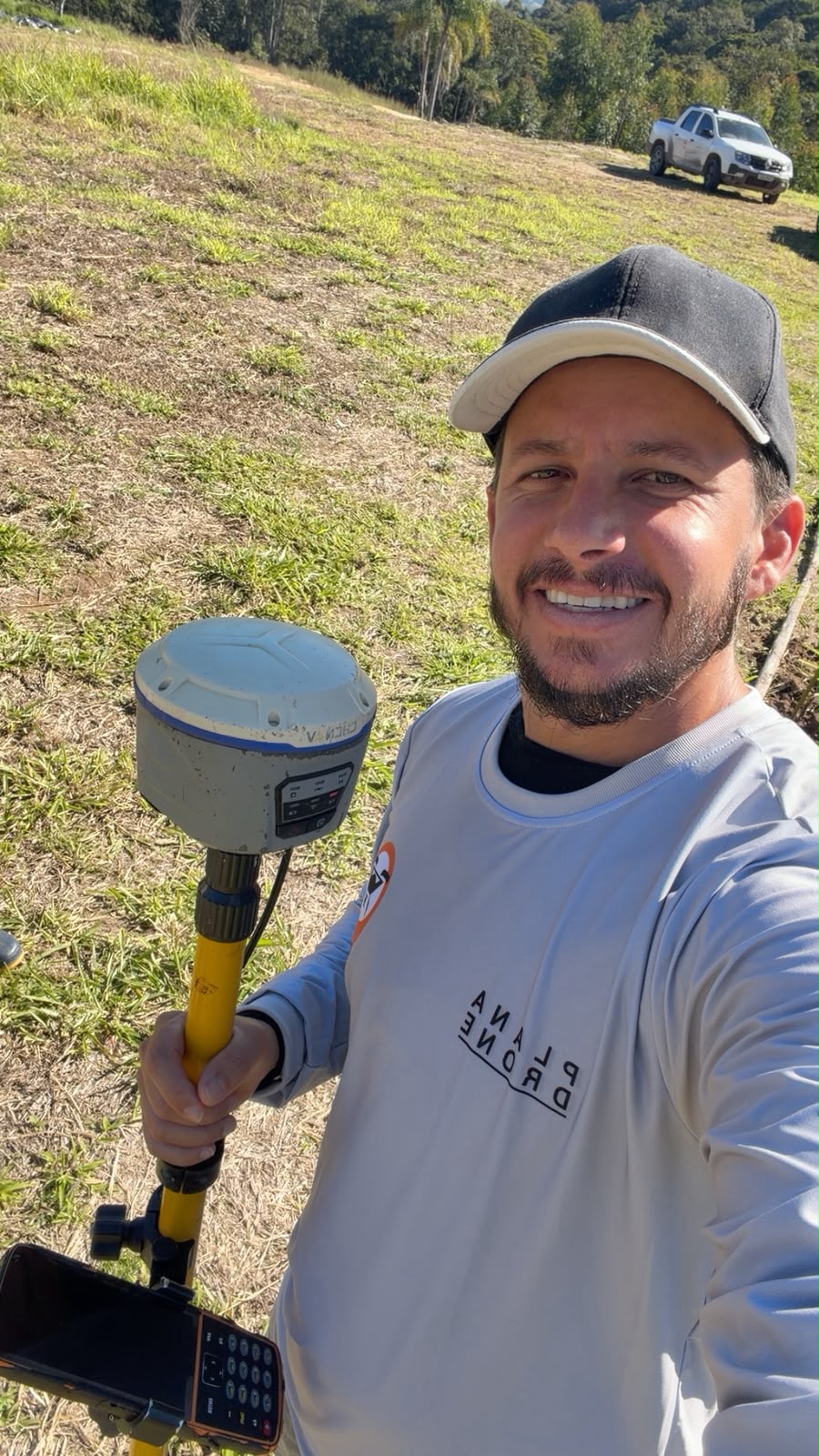 Levantamento com GNSS em terreno de encosta